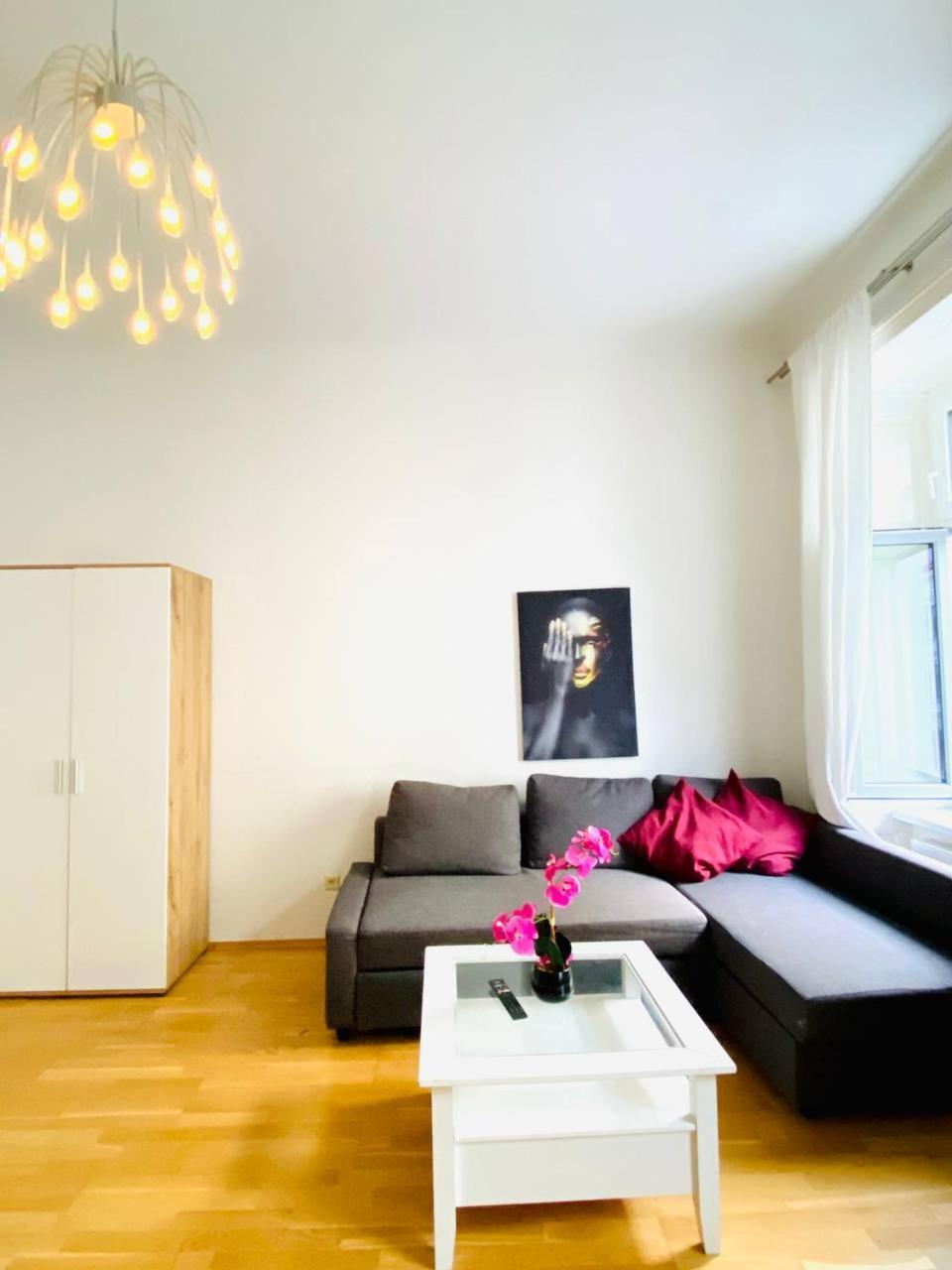 Family Apartment Th8 8 Viyana Dış mekan fotoğraf