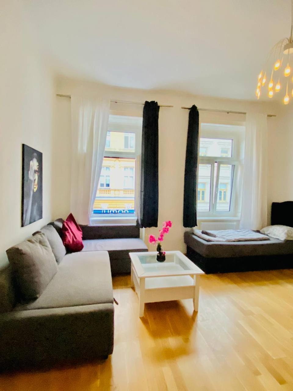 Family Apartment Th8 8 Viyana Dış mekan fotoğraf